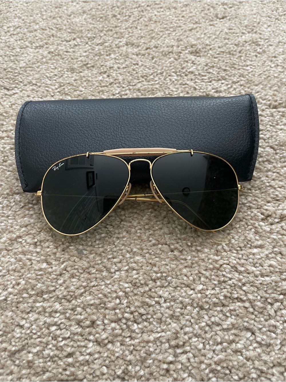 1970’s B&L RayBan Gold Metal Aviator Sunglasses